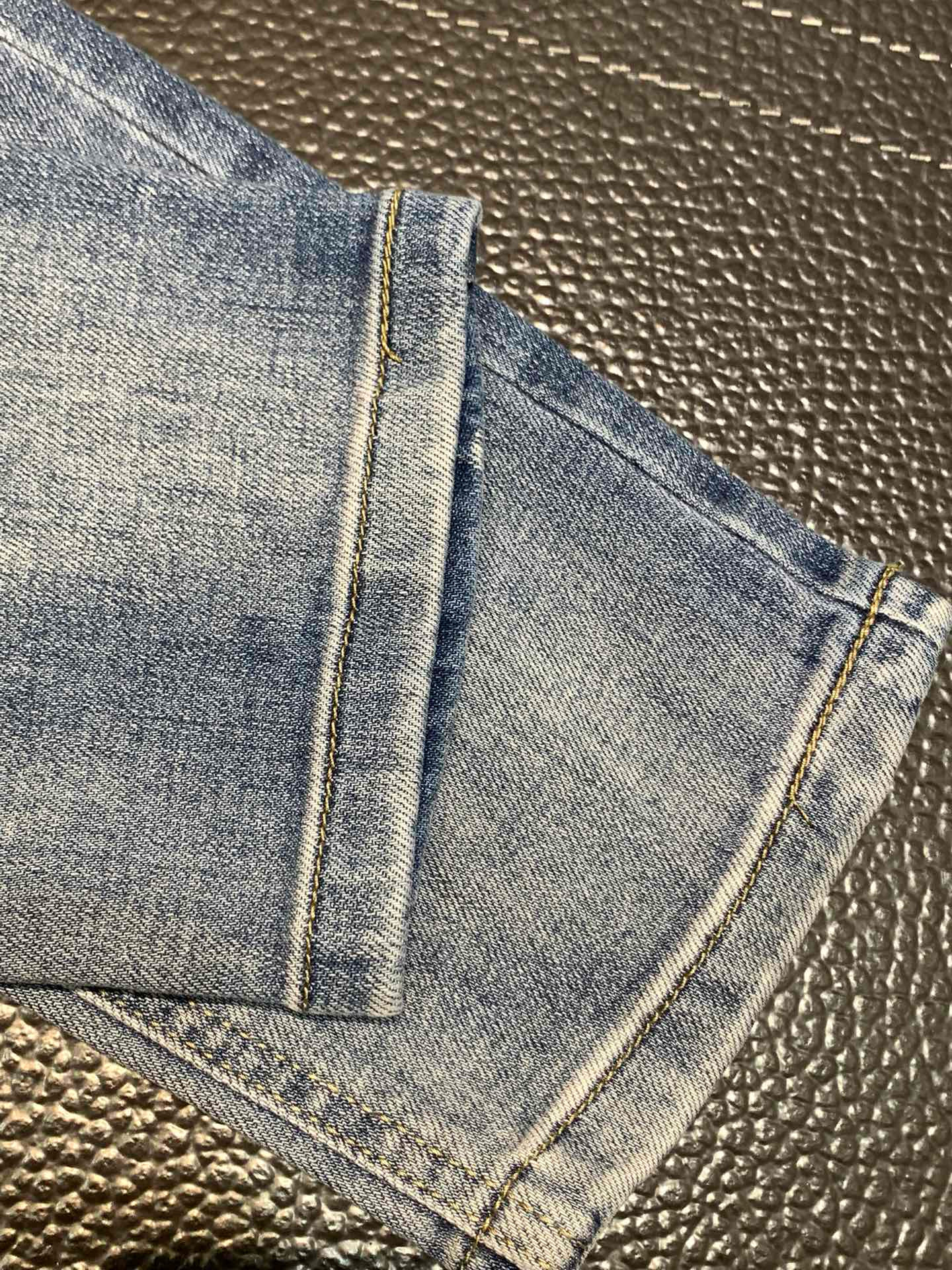 Louis Vuitton Jeans